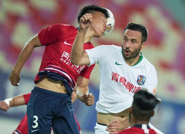 开云体育APP下载-带着困难上路：中超两队强援“消失”仅5队凑齐外援